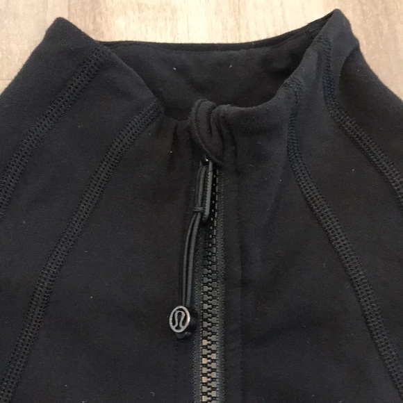 Lululemon, Size 8, Black, Define Jacket - Picture 4 of 8